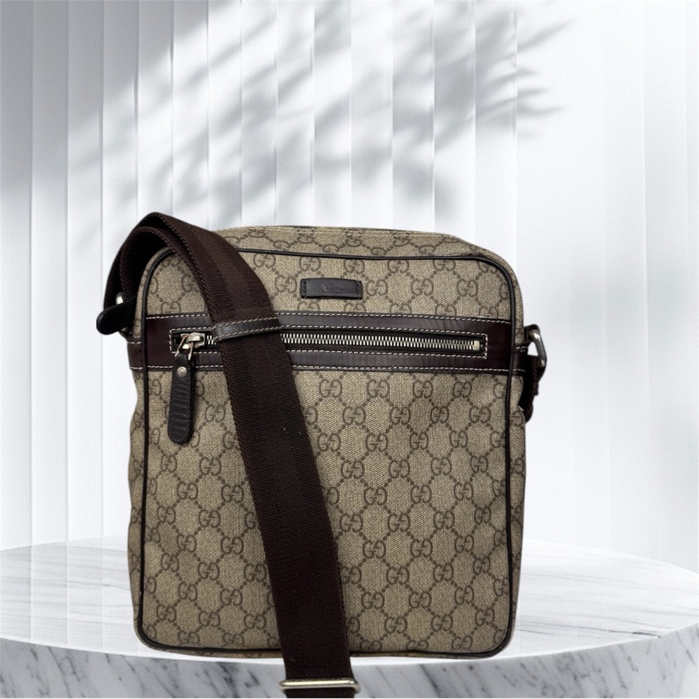 Gucci Front Zip Brown Crossbody Bag - Picture 1 of 13